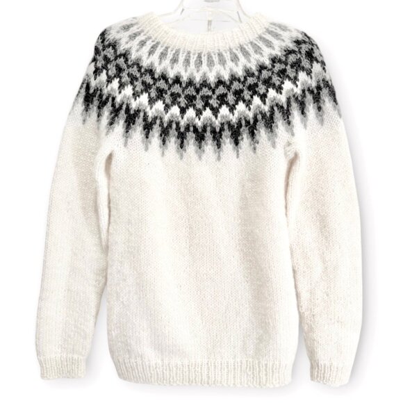 Hand Knit Icelandic Fair Isle Wool Crew Neck Sweater Winter White Grey Black - Picture 4 of 4